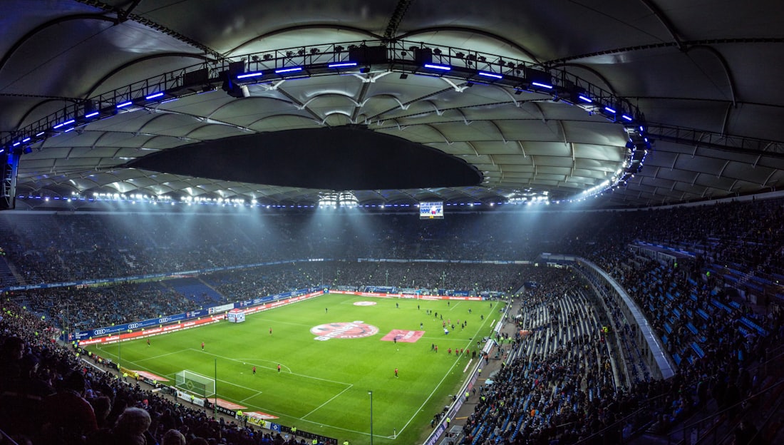 Stadion sepak bola dilihat dari atas